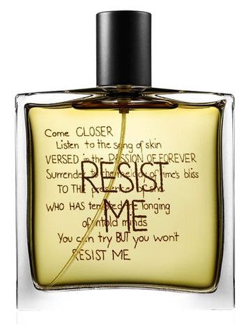 Liaison de Parfum Resist Me fragrance bottle