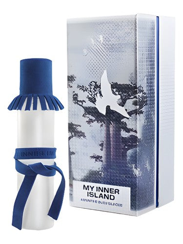 My Inner Island Parfums Absinthe Bleu Glaces fragrance bottle