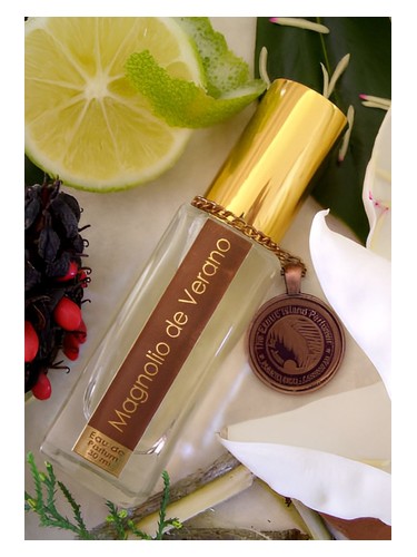 The Exotic Island Perfumer Magnolio de Verano fragrance bottle