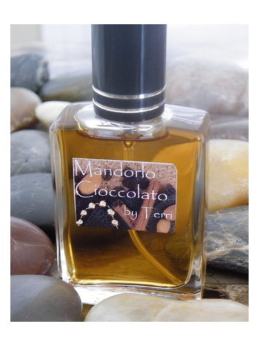 Kyse Perfumes Mandorlo Cioccolato fragrance bottle