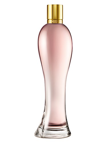 Juliana Paes Glam fragrance bottle
