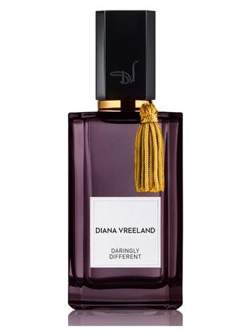 Diana Vreeland Daringly Different fragrance bottle