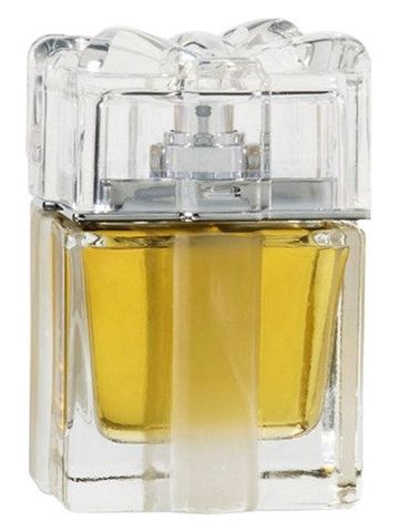 Stella Dustin La Priere fragrance bottle
