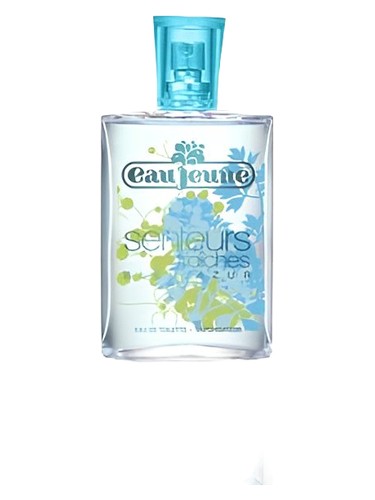 Eau Jeune Bleu Azur fragrance bottle