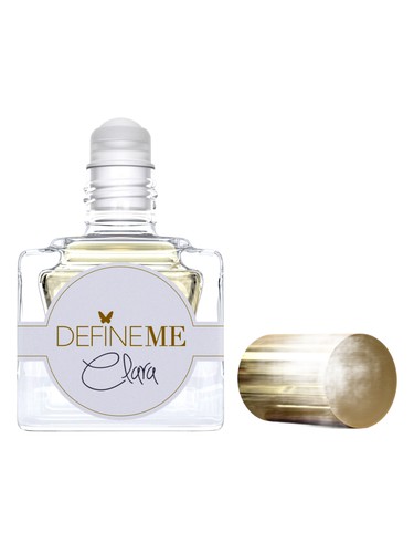 DefineMe Clara fragrance bottle