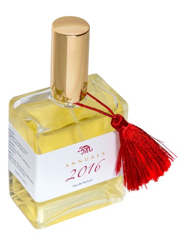 Essence of Chi Annuals 2016 fragrance bottle