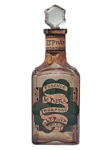 L.T. Piver Trèfle Incarnat fragrance bottle