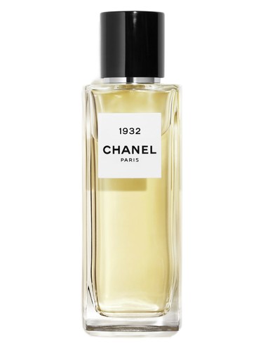 Chanel 1932 Eau de Parfum fragrance bottle