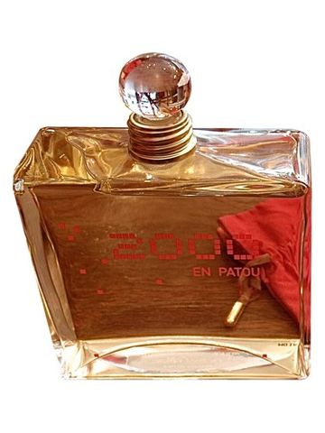 Jean Patou 2000 en Patou fragrance bottle