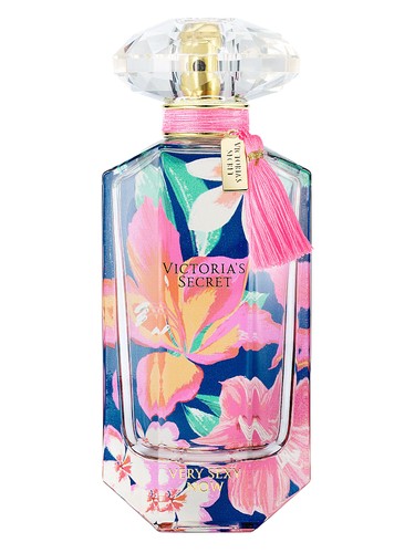 Victoria s Secret Very Sexy Now 2017 fragrance bottle