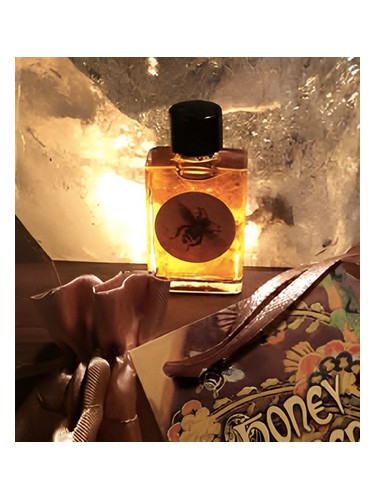 Mermade Magickal Arts Honey Amber fragrance bottle