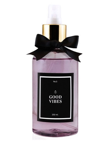 Loly In The Sky No. 5 Good Vibes fragrance bottle