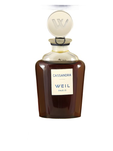Weil Cassandra fragrance bottle