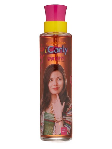 Marmol & Son Icarly Sweet fragrance bottle
