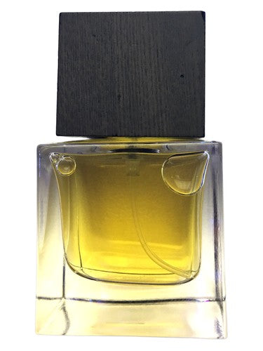 DI SER Manaka fragrance bottle