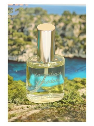 Francesco Vitelli Perfumes Canadian freedom fragrance bottle