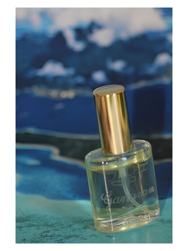 Francesco Vitelli Perfumes Gangnam fragrance bottle