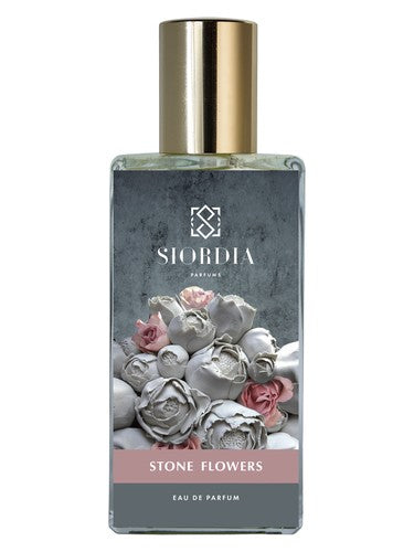 Siordia Parfums Stone Flowers fragrance bottle