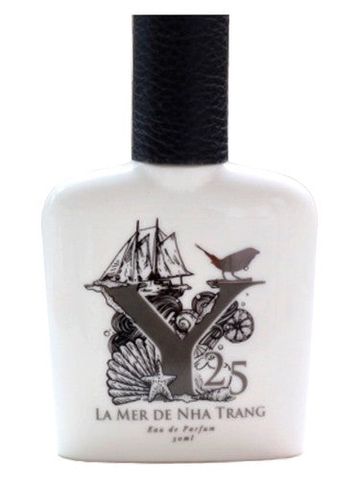 Y25 La Mer De Nha Trang fragrance bottle