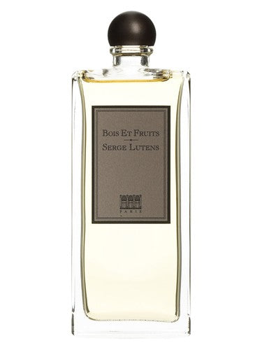 Serge Lutens Bois et Fruits fragrance bottle