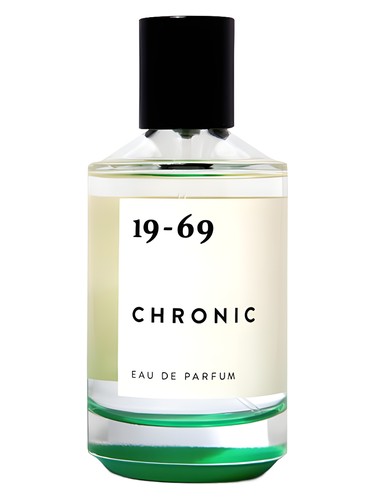 19-69 Chronic fragrance bottle
