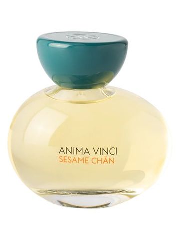 Anima Vinci Sesame Chan fragrance bottle