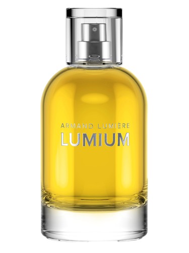 LUXAR Lumium 520 fragrance bottle
