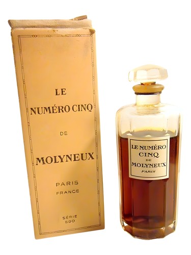 Molyneux Le Numero Cinq fragrance bottle