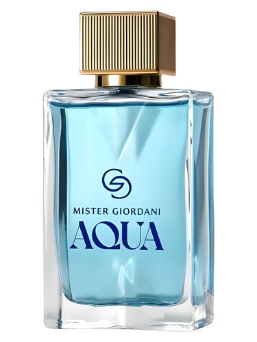 Oriflame Mister Giordani Aqua fragrance bottle