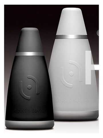 Agustin Davila Hub fragrance bottle