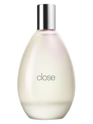 Gap Close fragrance bottle