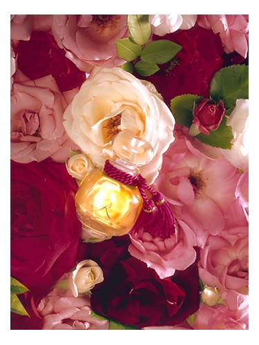 Les Parfums de Rosine La Rose Legere fragrance bottle