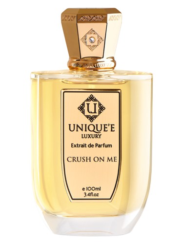 Unique'e Luxury Crush On Me fragrance bottle