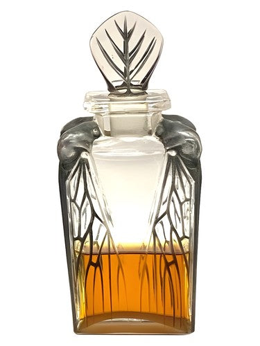 Roger Gallet Cigalia fragrance bottle