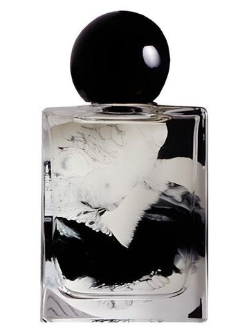 La Folie a Plusieurs Post Tenebras Lux fragrance bottle
