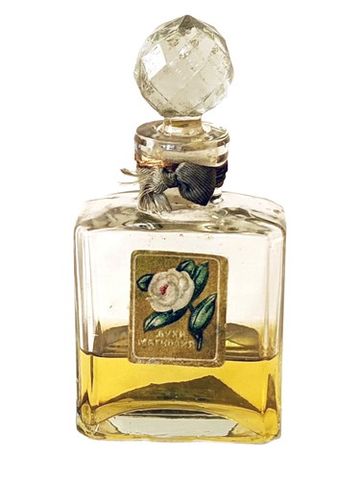 Новая Заря (The New Dawn) Магнолия (Magnolia) fragrance bottle