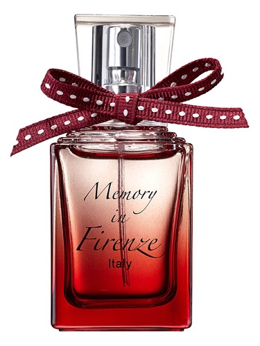 The SAEM Memory in Firenze Italy fragrance bottle