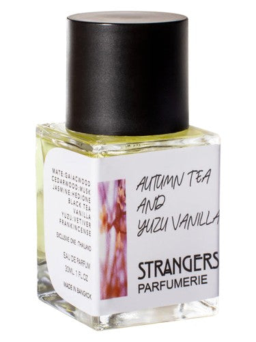 Strangers Parfumerie Autumn Tea And Yuzu Vanilla fragrance bottle