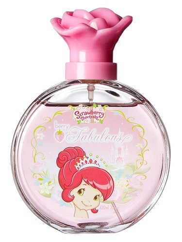 Marmol & Son Strawberry Shortcake Berry Fabulous fragrance bottle