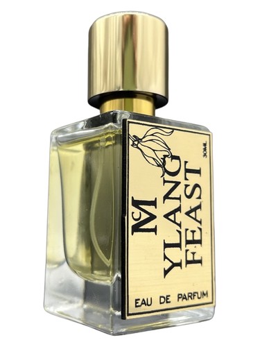 Casaniche Ylang Feast fragrance bottle