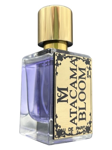Casaniche Atacama Bloom fragrance bottle