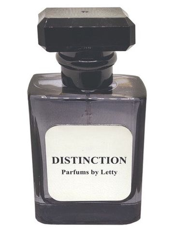 Lé Max Fragrances Distinction fragrance bottle