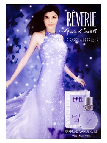 Gloria Vanderbilt Reverie fragrance bottle