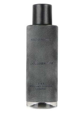 CZAR Alexandra X Aslan Gülçiçek fragrance bottle