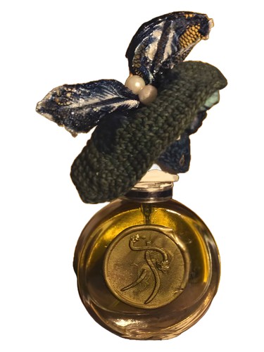 Fang Aromatherapy Madame Butterfly-s Os 1904 fragrance bottle