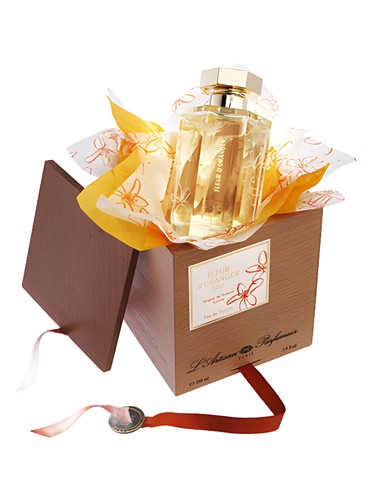 L'Artisan Parfumeur Fleur D'Oranger fragrance bottle