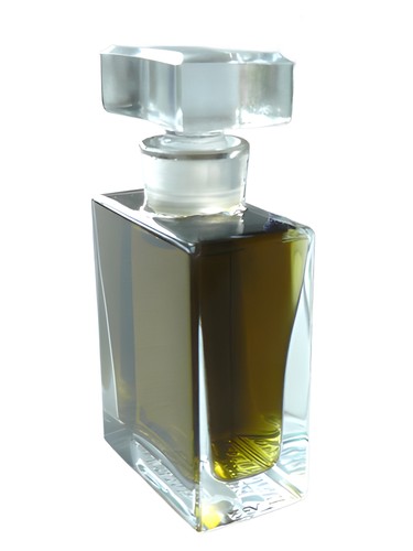 Roxana Illuminated Perfume Vera fragrance bottle