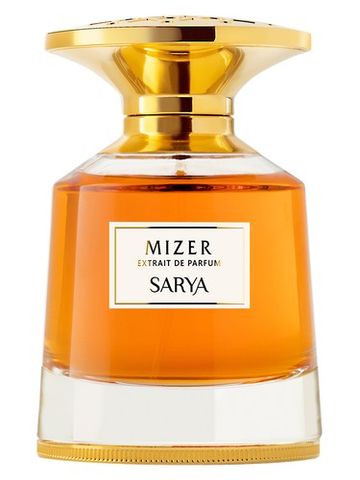 Sarya Mizer fragrance bottle