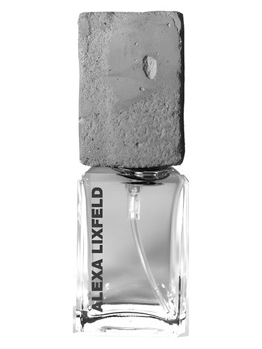 Alexa Lixfeld 002 fragrance bottle