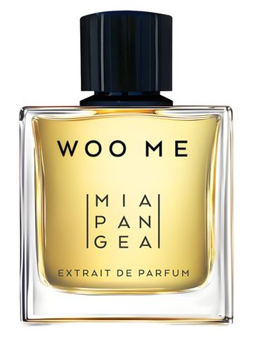 Mia Pangea Woo Me fragrance bottle